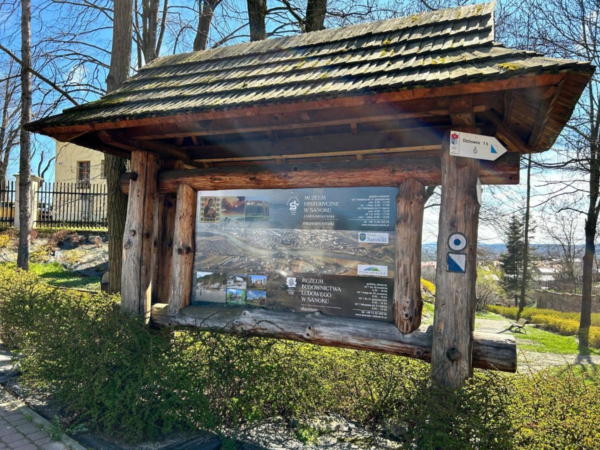 Apartament Zielona Nad Sanem Lägenhet Sanok Exteriör bild